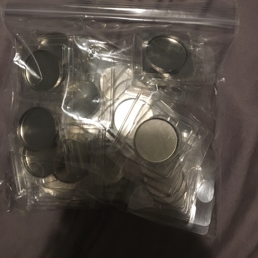 💌BOGO Set of 30 26mm size pans